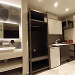 Nikos Vkl أستريس